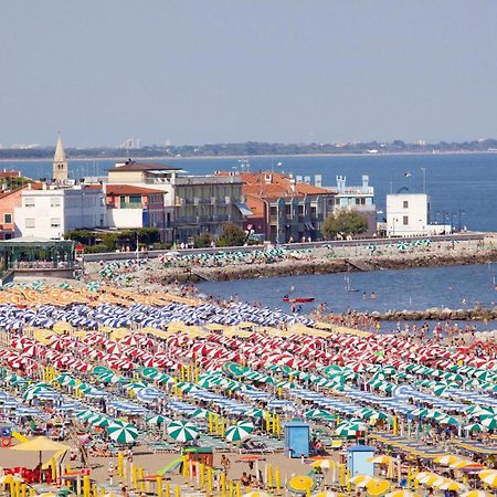 Ferrari Apartments Levante Caorle Exteriér fotografie