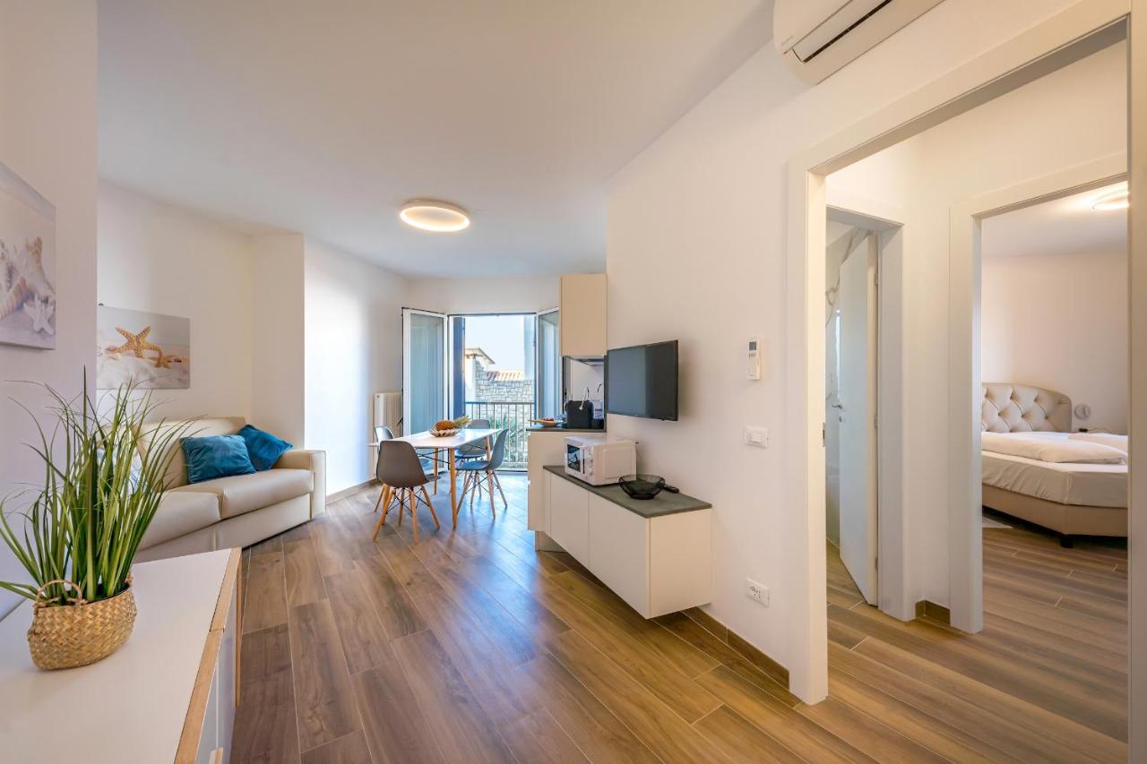 Ferrari Apartments Levante Caorle Exteriér fotografie